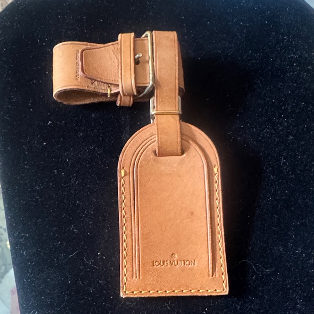 Louis Vuitton Tan Leather Luggage Tag with Buckle Strap